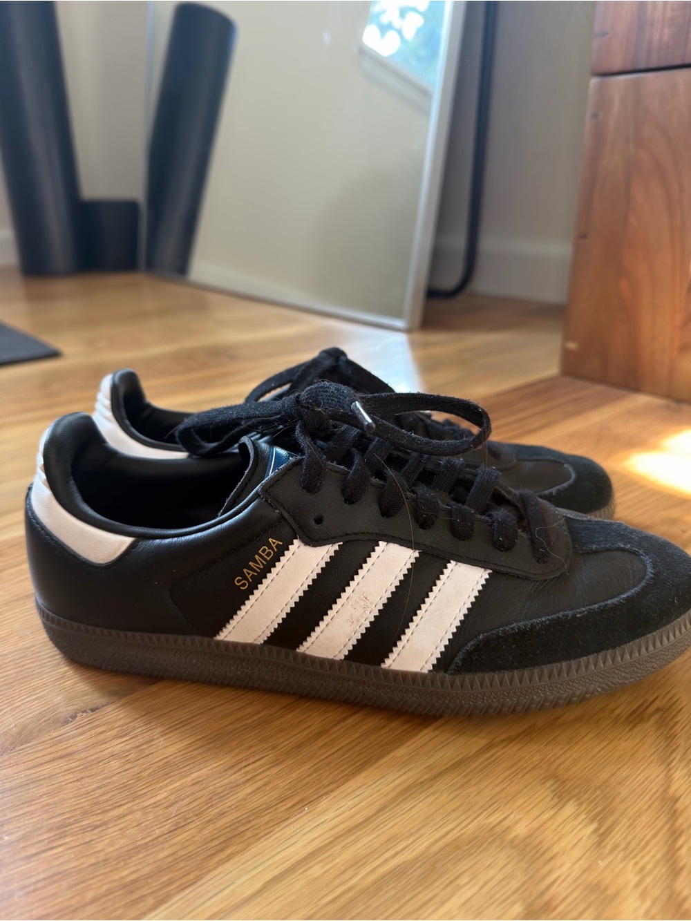 adidas Samba Black with White Stripes Classic Sneakers (women’s 8/mens 7)